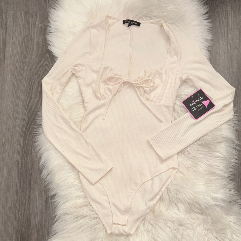 Ivory Long Sleeve Bodysuit